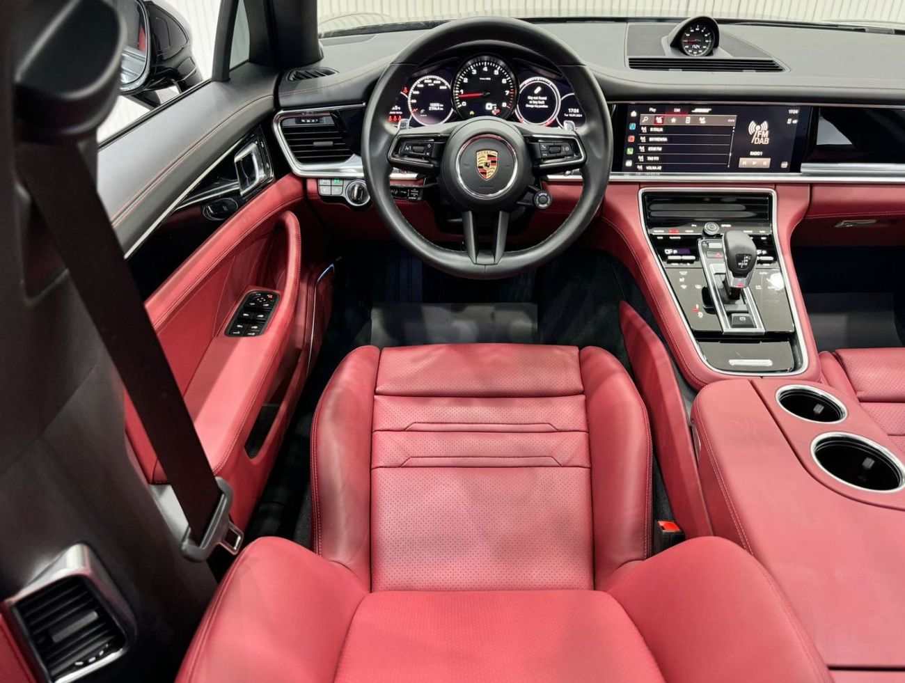 Porsche Panamera 2023 Porsche Panamera Platinum, Jul 2025 Porsche Warranty, Full Service History, GCC