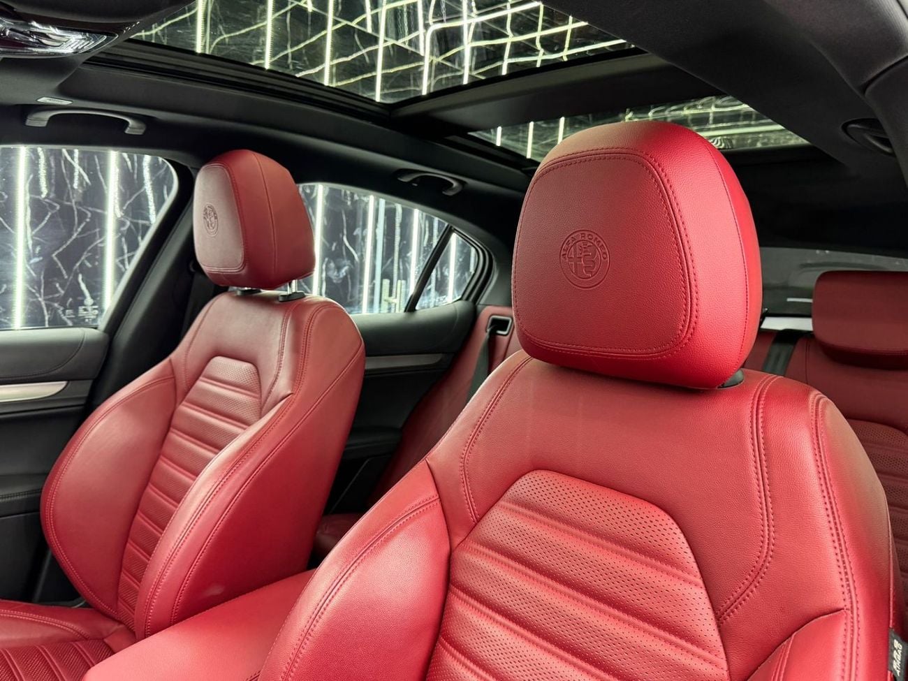 Alfa Romeo Stelvio VELOCE Low Mileage | GCC | 5 Years Gargash Warranty and Service | Gargash Full Service History