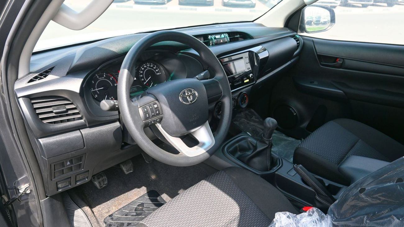 تويوتا هيلوكس Toyota Hilux 4x4  2024 2.4L Diesel Double Cab Transmission Manual Grey Outside Black inside