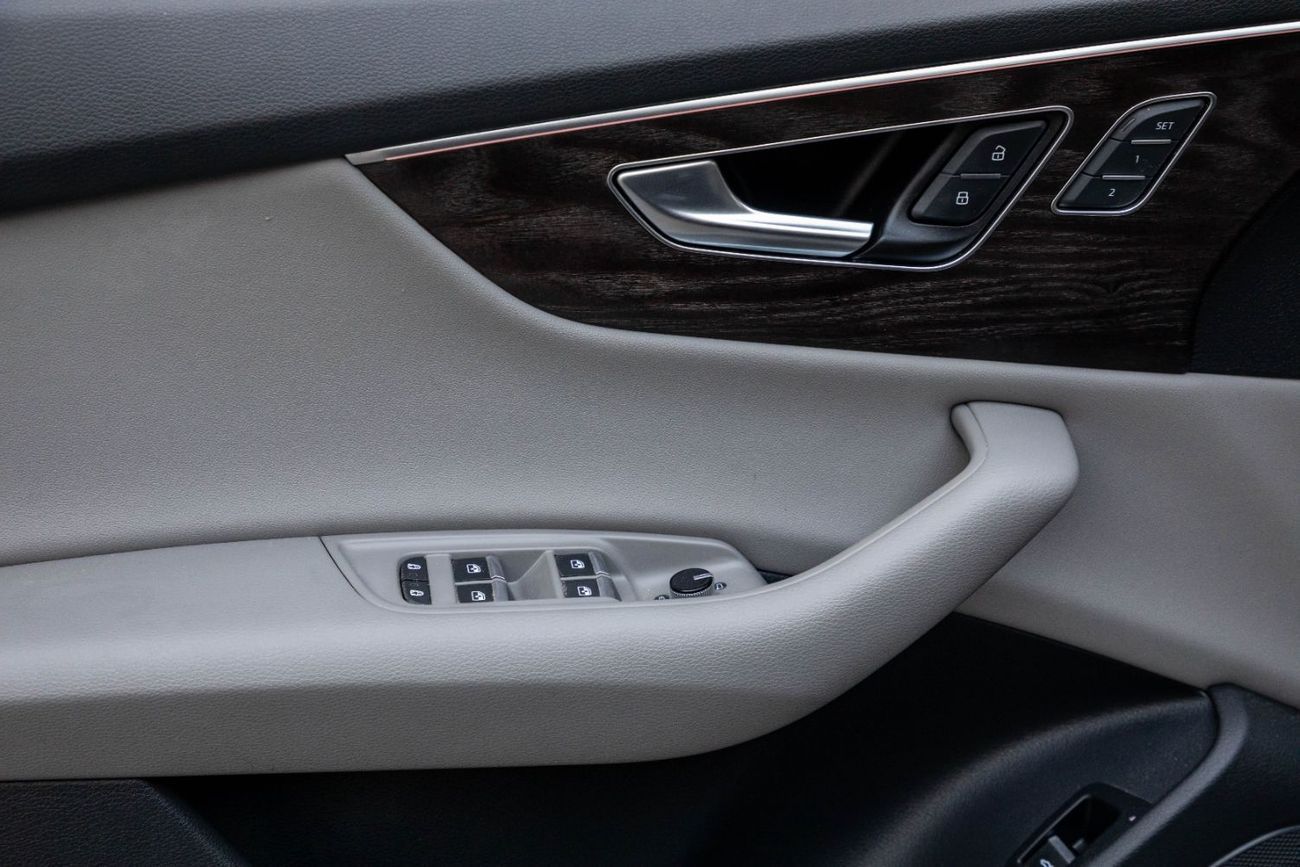 أودي Q8 Audi Warranty | Full Audi History | S-Line | 0% Downpayment | 3,329 P.M