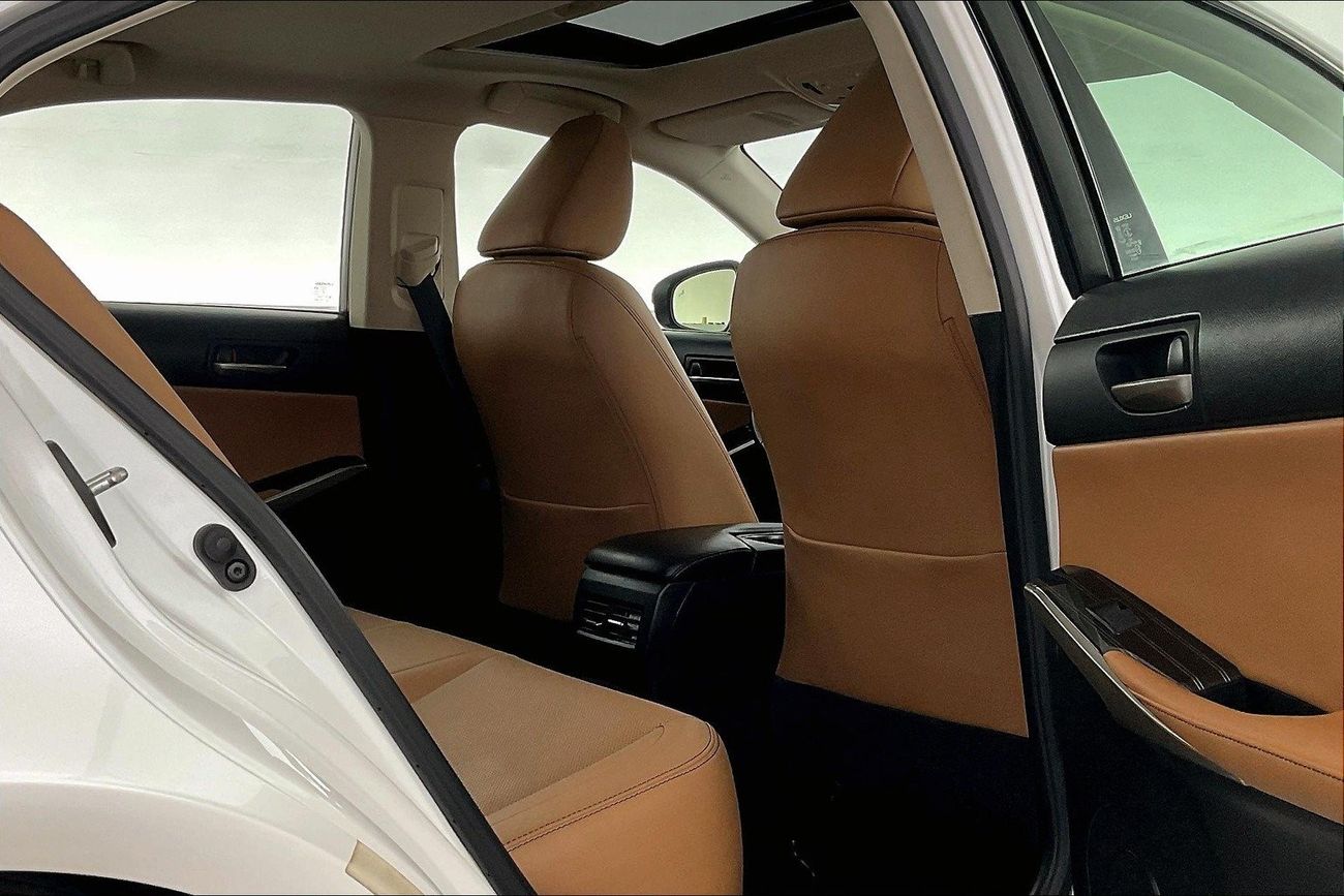 نيسان باترول LE Platinum City | شامل الضمان | 0 ﺪﻔﻋﺓ ﺃﻮﻟﻯ