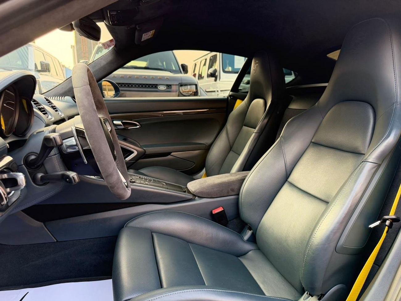 Porsche 718 Cayman Std 2.0L A/T