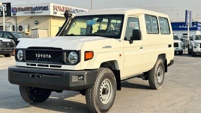 Toyota Land Cruiser 70 LC 78 HARDTOP 4.0L MT