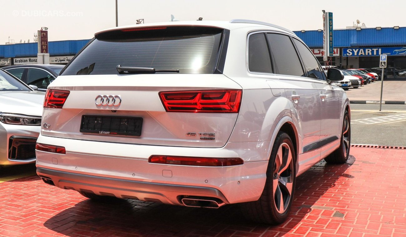 أودي Q7 45TFSI quattro