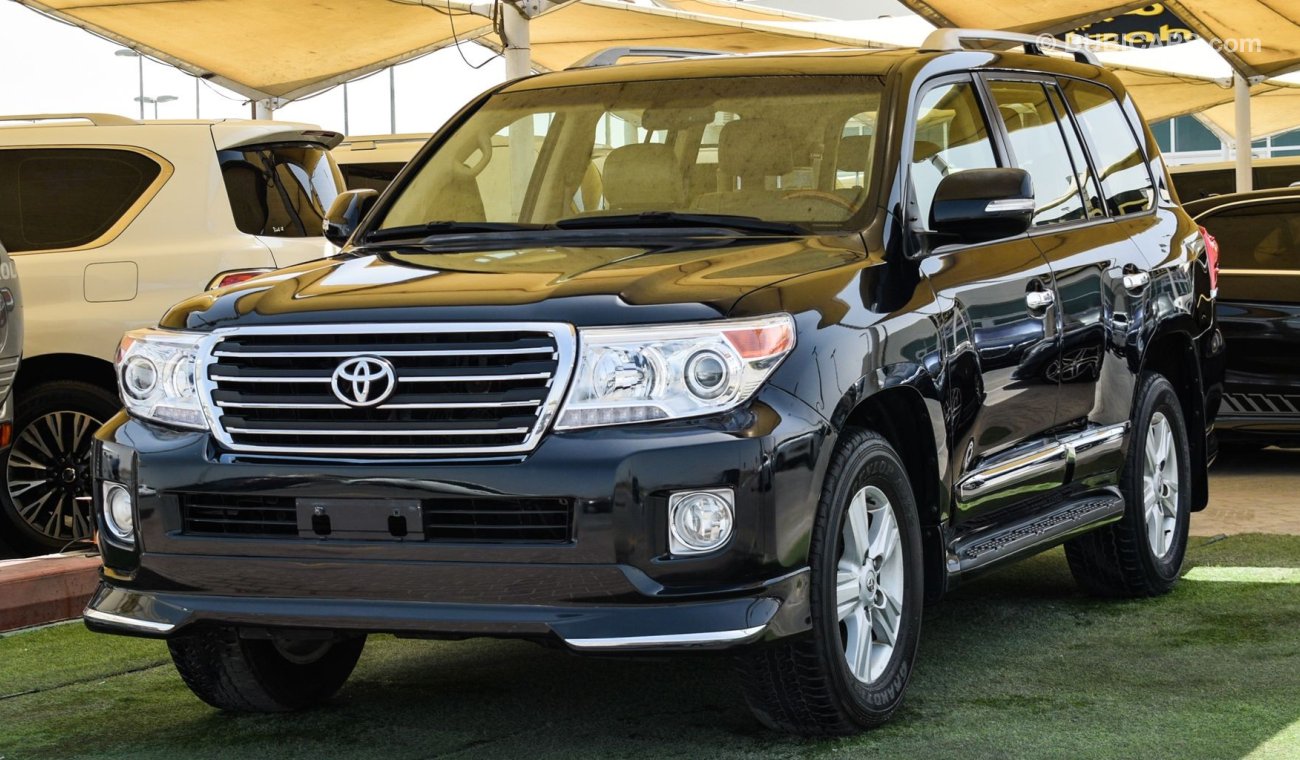 Toyota Land Cruiser GXR V6