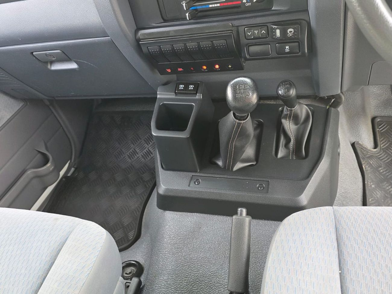 Toyota Land Cruiser Pick Up Diesel 4.5L ,Right Hand Drive ,2021 Model Only For Export Available