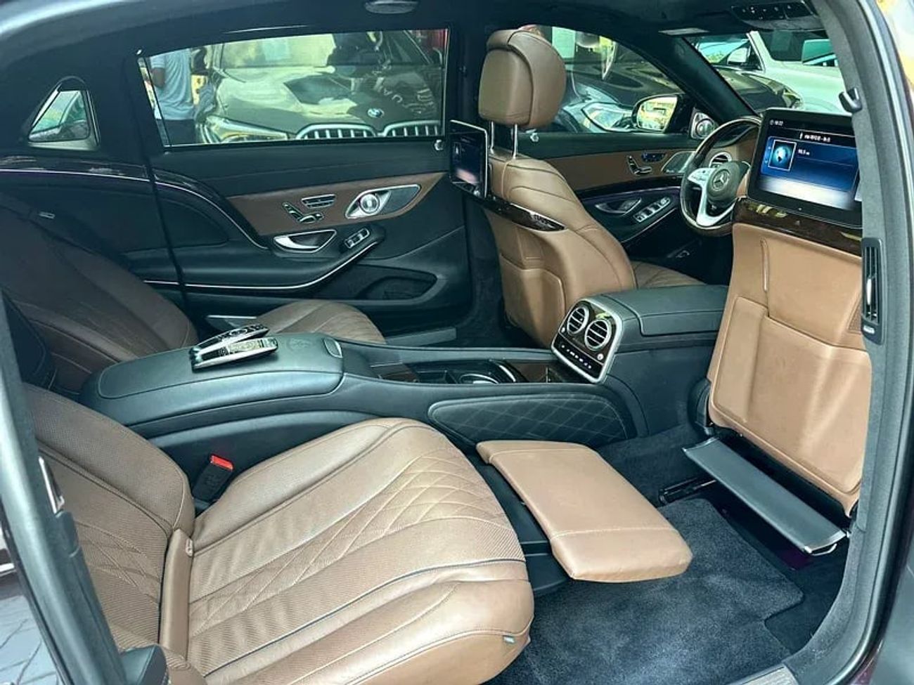 Mercedes Maybach S680 Maybach