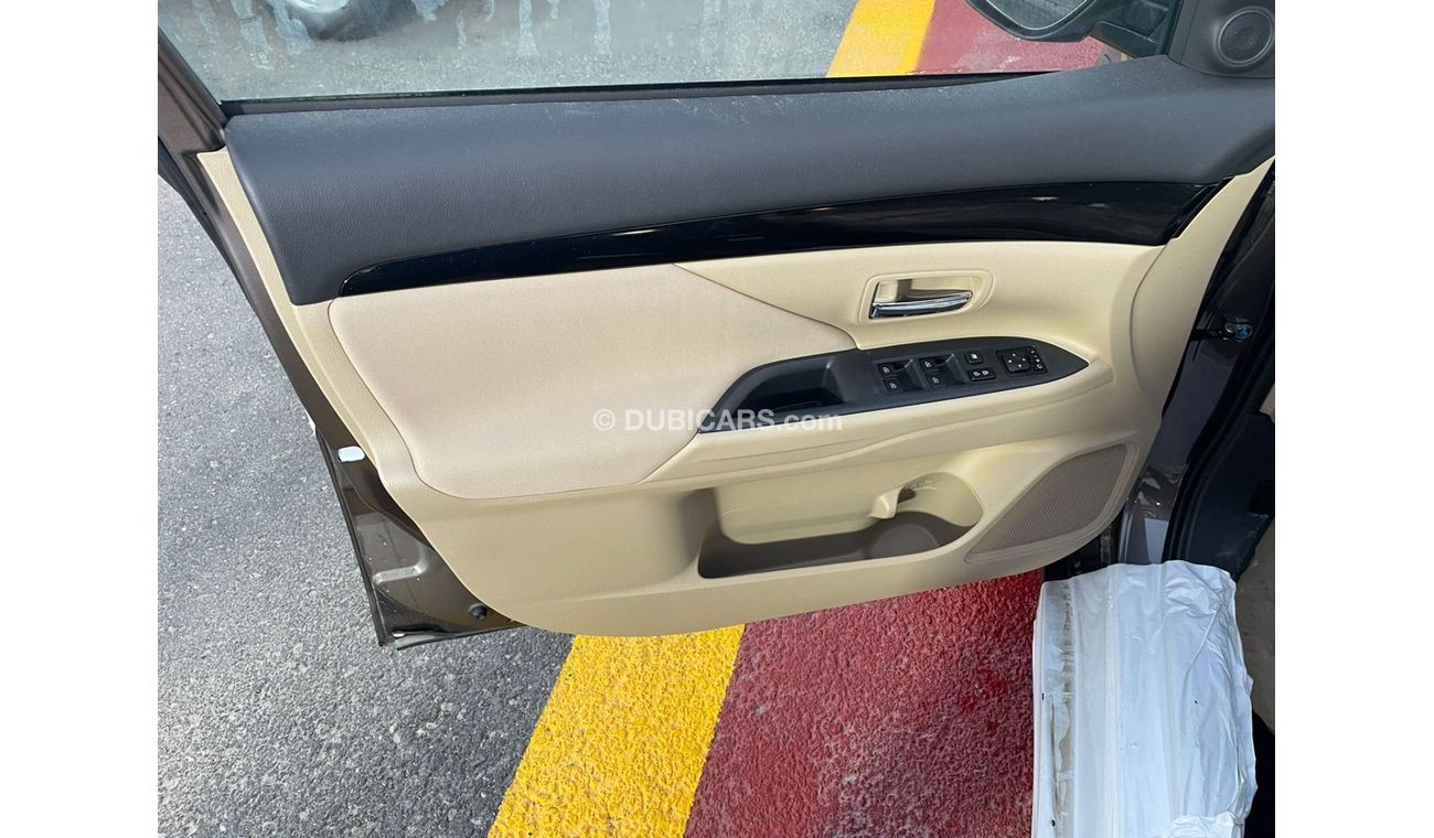 Mitsubishi Outlander MITSUBISHI OUTLANDER 2.4L, PETROL, MODEL 2020, BROWN, RADAR, DVD CAMERA, SUNROOF FOR EXPORT ONLY