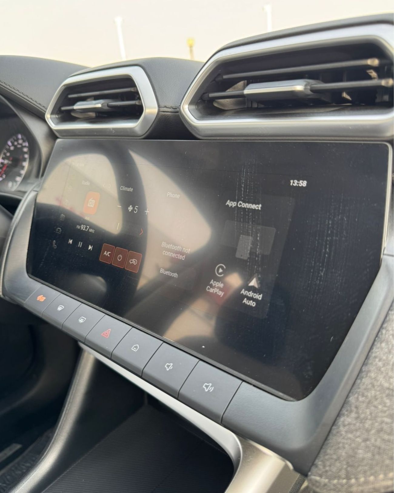 أم جي ZS NEW MG ZS 1.5L (STD) - 2025 MODEL SILVER COLOR