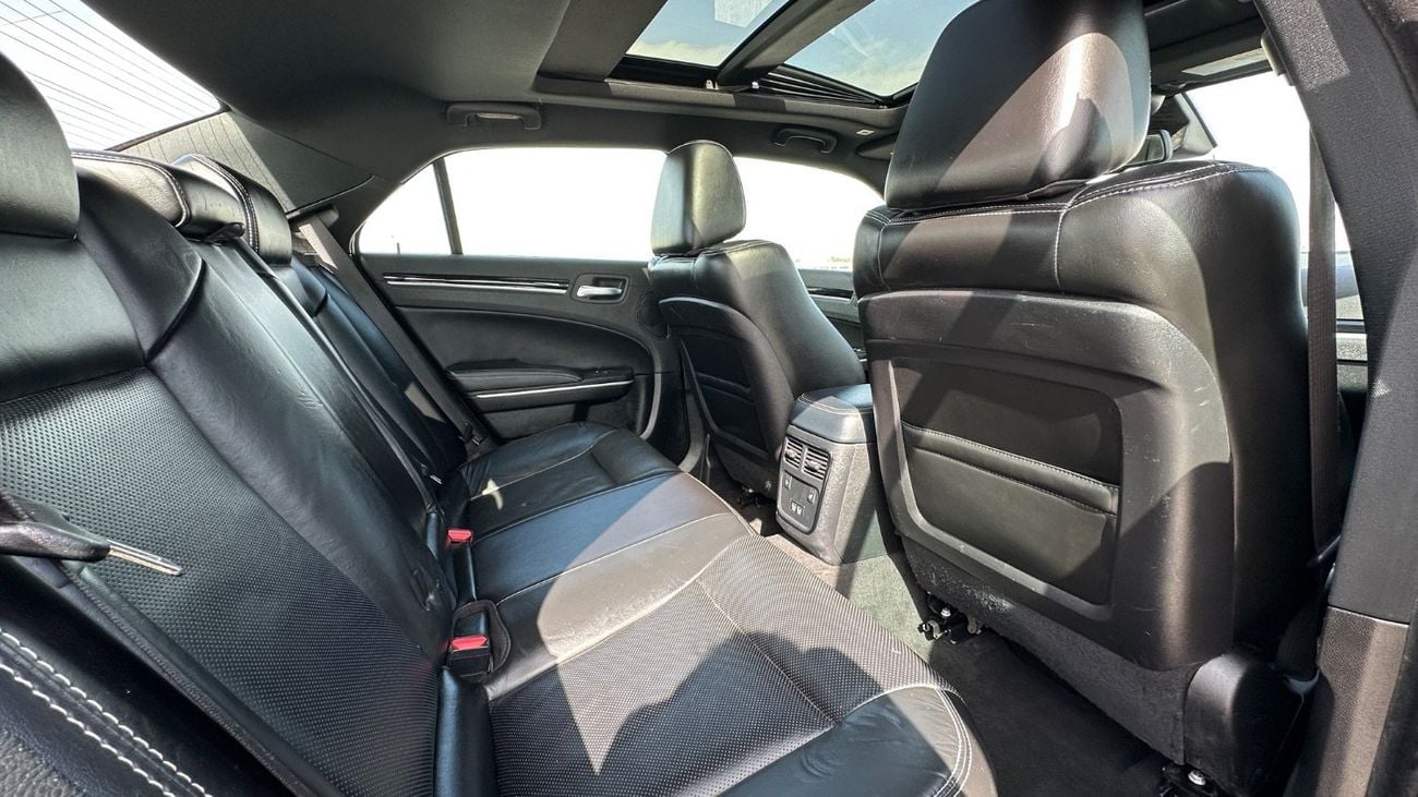 Chrysler 300s 5.7L Hemi V8