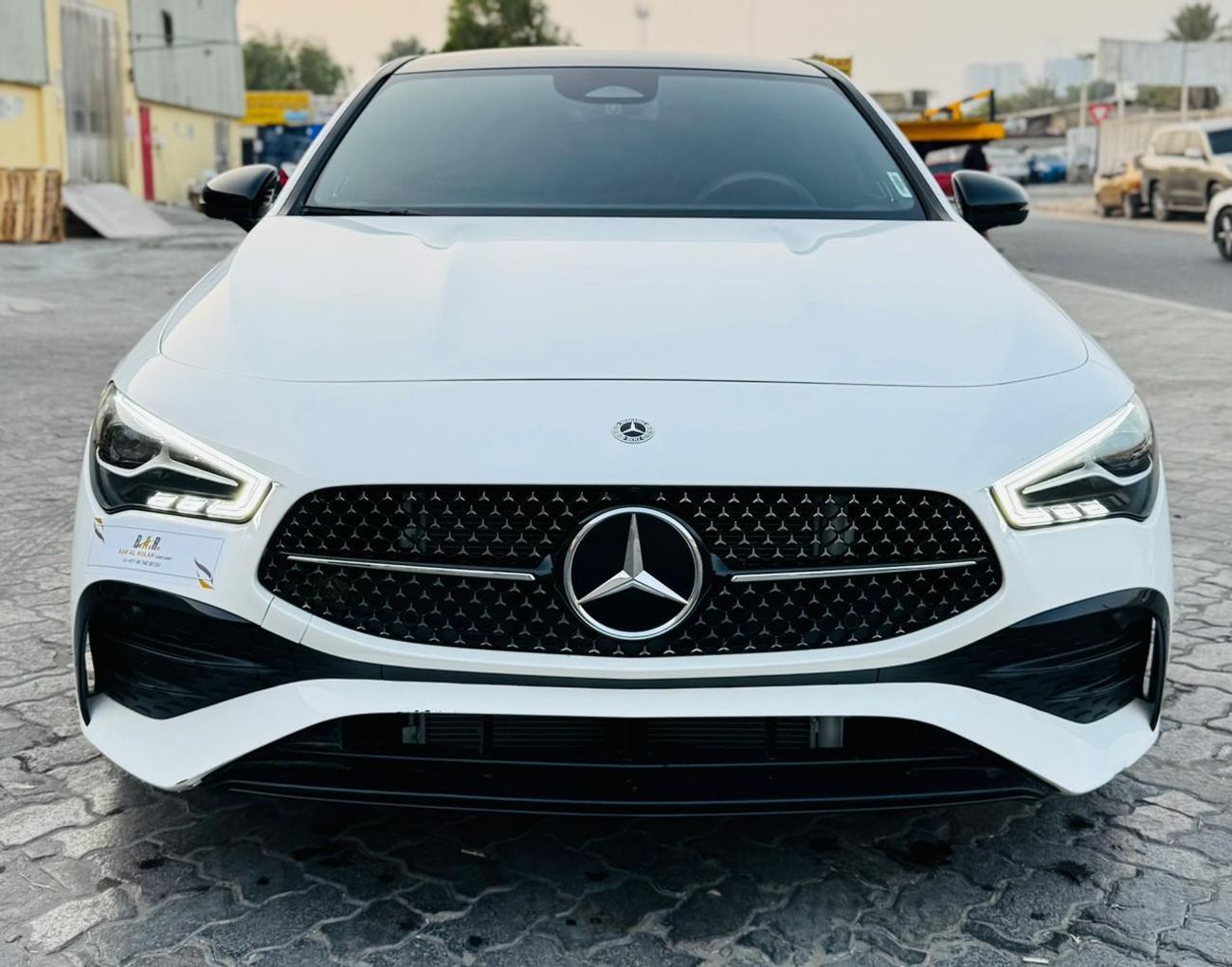 Mercedes-Benz CLA 250 Std 2.0L (221 HP)