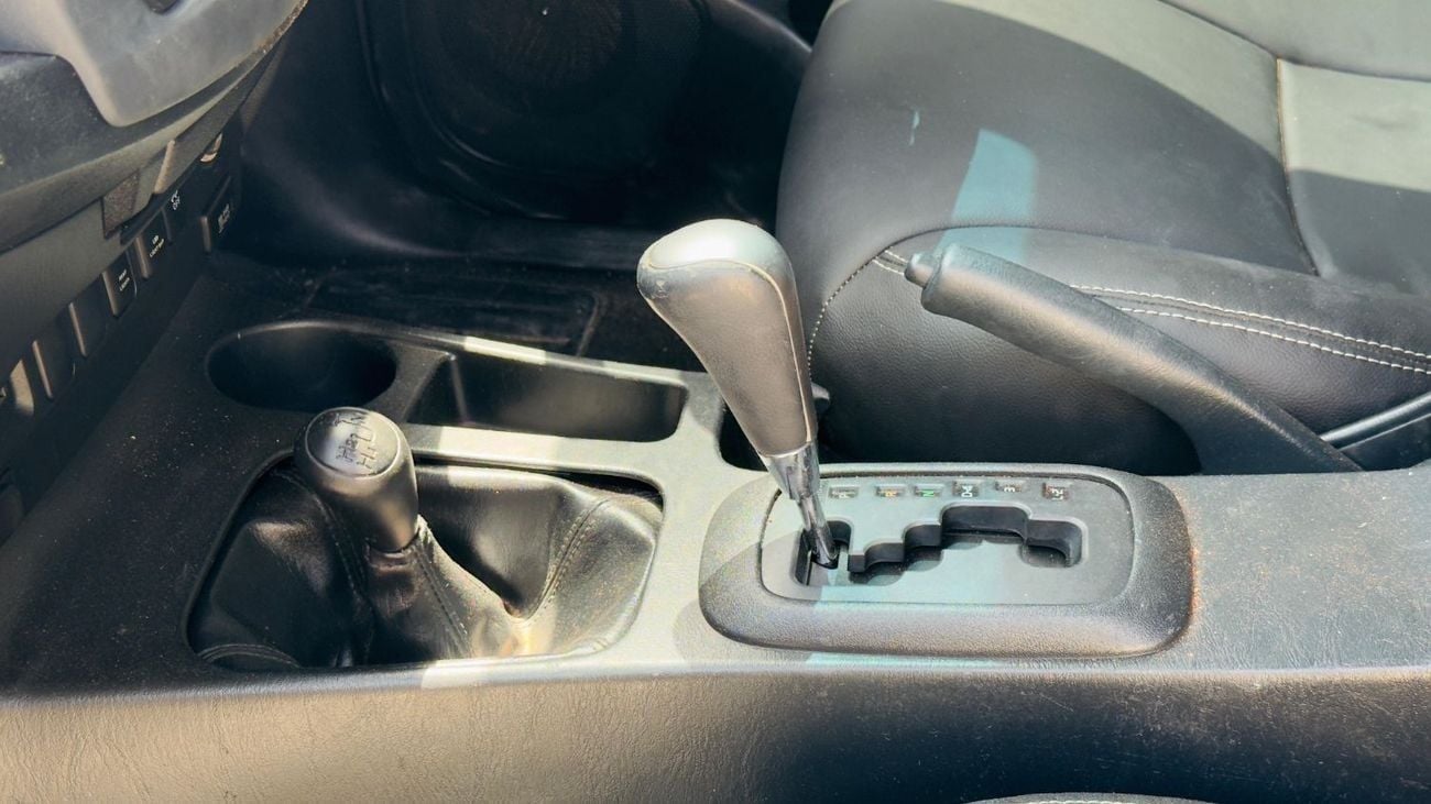 تويوتا هيلوكس -