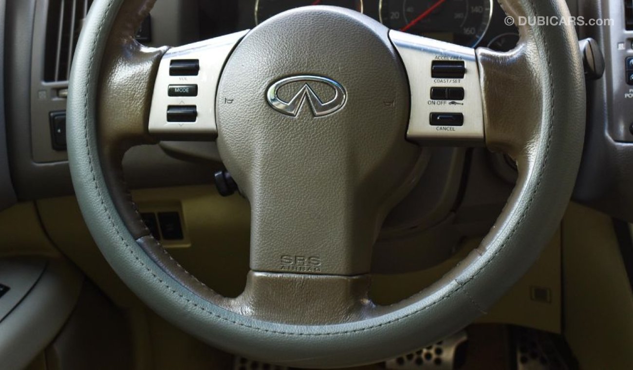 Infiniti FX45 2005 model, number one, leather hatch, sensors, wheels, in excellent condition