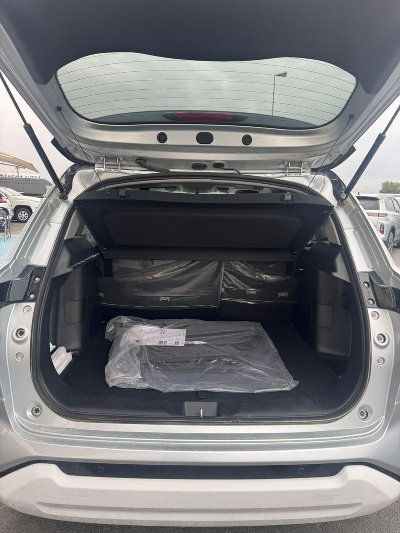 سوزوكي جراند فيتارا Suzuki Grand Vitara AWD 136hp