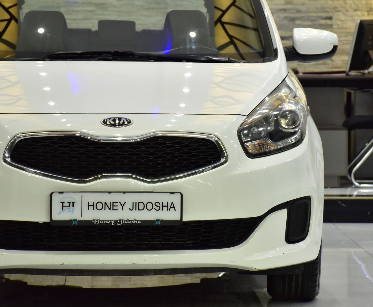 كيا كارينس EXCELLENT DEAL for our KIA Carens ( 2016 Model ) in White Color GCC Specs
