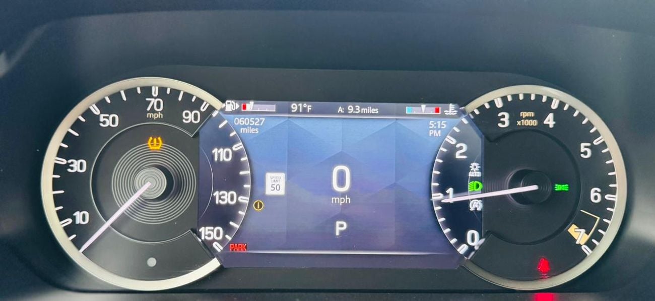 Land Rover Defender P400 110 X-Dynamic HSE 3.0L (5 Seater)