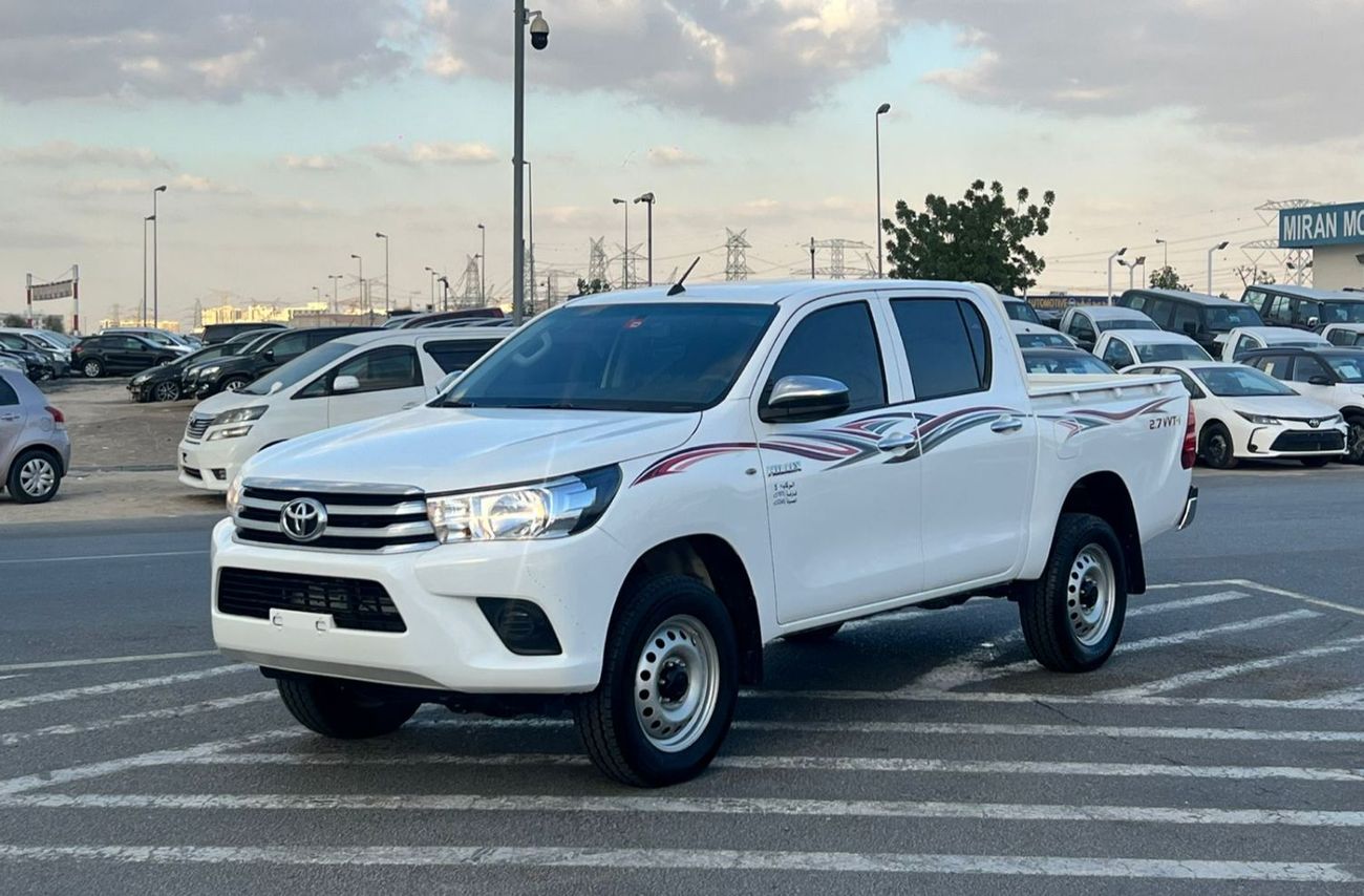 تويوتا هيلوكس 2022 Toyota Hilux GL 2.7L V4 - 4x4 AWD Original Paint - GCC -  Patrol Automatic