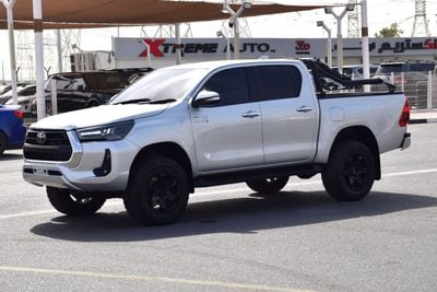 Toyota Hilux 4X4 DIESEL 2.8L Right Hand (Export Only)