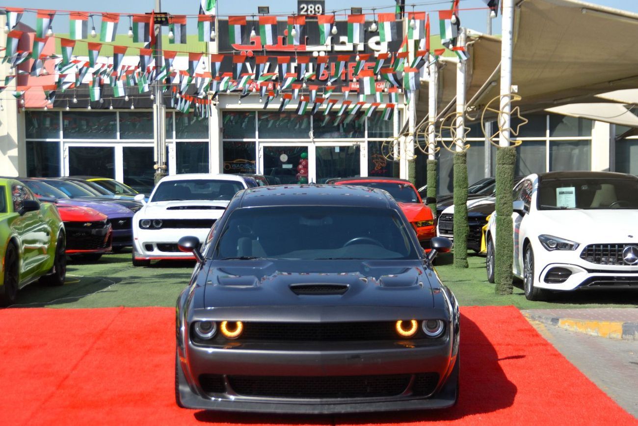 دودج تشالينجر R/T Scat Pack 6.4L