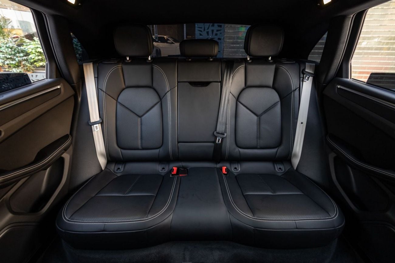 Porsche Macan STD Porsche Macan 2024 GCC | Agency Warranty