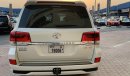 Toyota Land Cruiser VXR V8 5,7