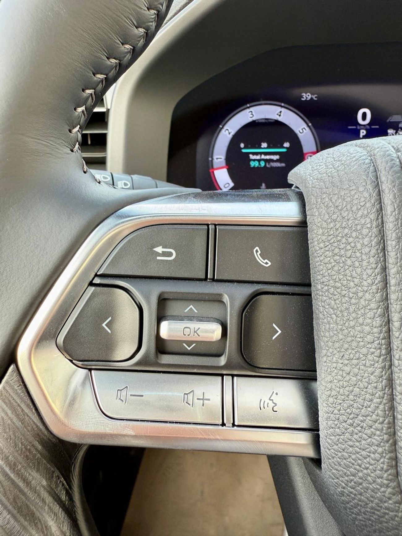 Toyota Land Cruiser VXR 3.5L