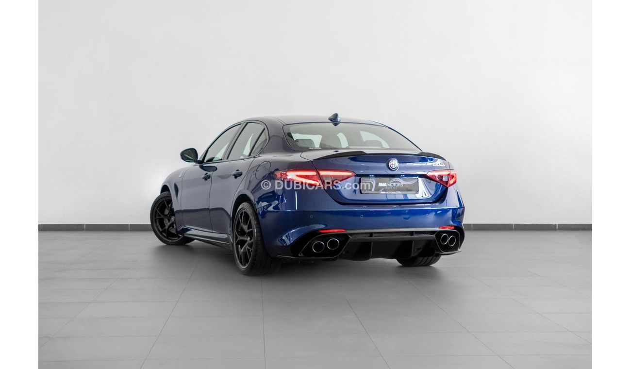 Alfa Romeo Giulia 2019 Alfa Romeo Giulia Quadrifoglio / 5 Year Alfa Romeo Warranty & Service Contract