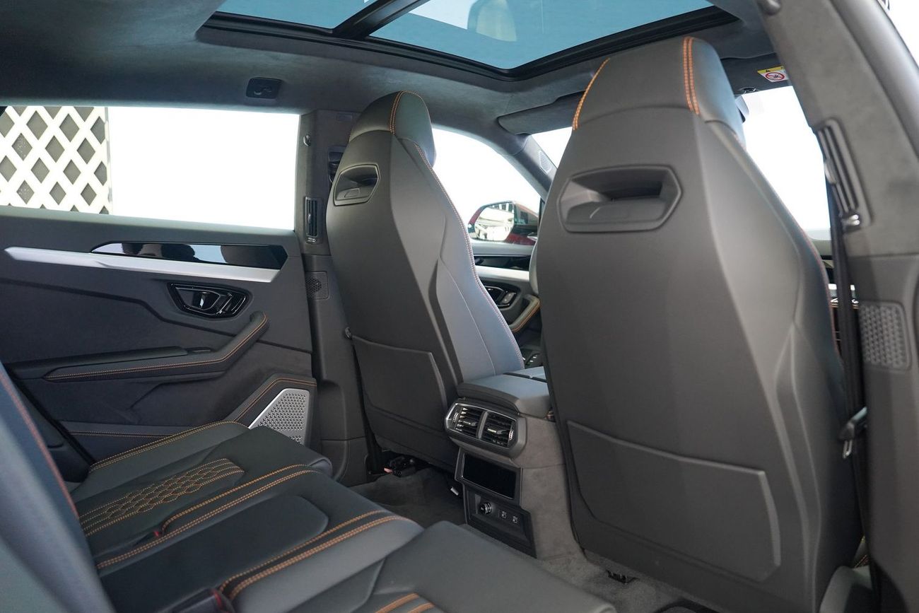 لامبورغيني اوروس STD 4.0T V8