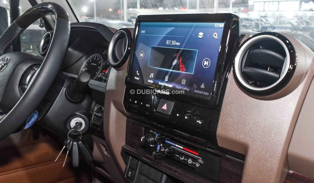 Toyota Land Cruiser Pick Up