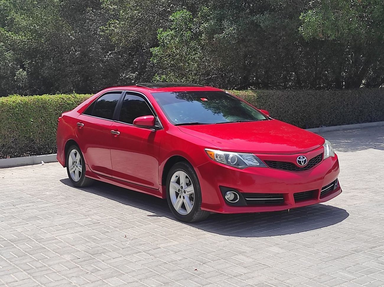 Toyota Camry GLX+ 2.5L Toyota Camry 2014 V4 2.5 Full options no1