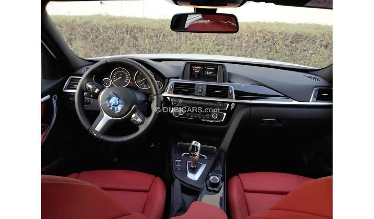 بي أم دبليو 318i BMW 318I M-Kit 2018 GCC