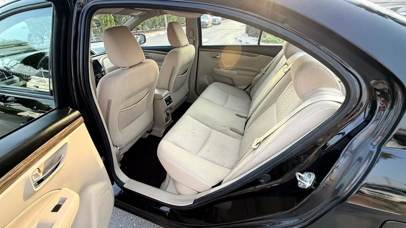 سوزوكي سياز GL 1.5L GCC Specs! Loan can be arranged without down payment!