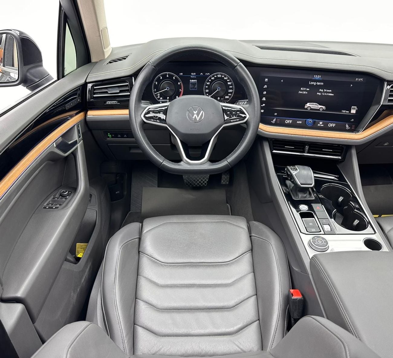 فولكس واجن طوارق 2022 Volkswagen Touareg Atmosphere, Feb/2027 Volkswagen Warranty, Volkswagen Full Service History, G