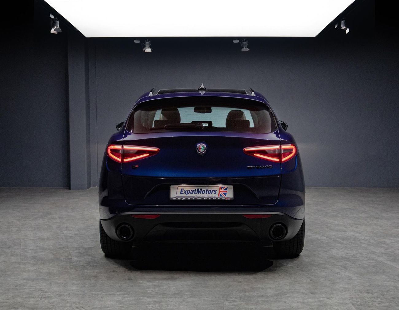 Alfa Romeo Stelvio Super 2.0L 1,650x60 • 20% DP • 2020 Alfa Romeo Stelvio Q4 • Warranty Available • GCC •