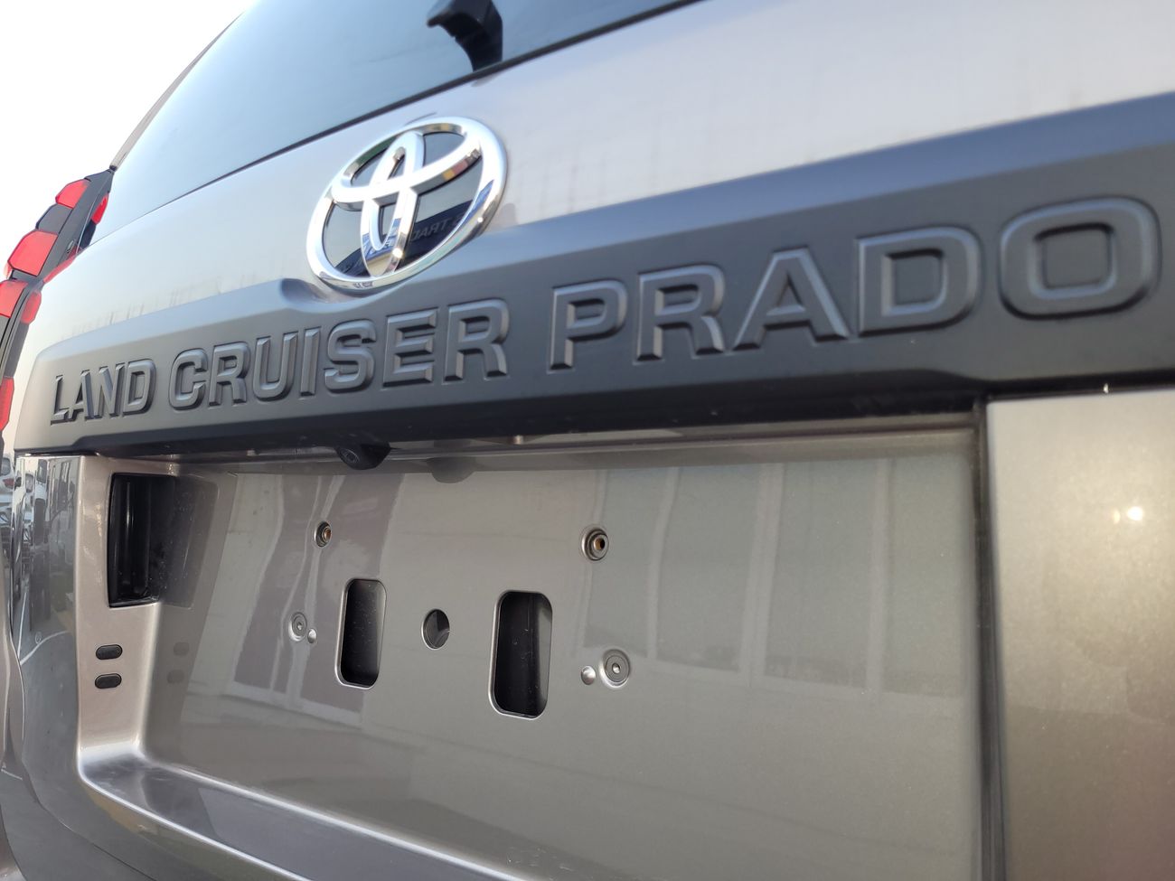 Toyota Prado RHD - 2.8L DSL - TXL BLK MATT ED. - 7str - MY23 - BRONZE_BEIGE (SPECIAL EXPORT OFFER)