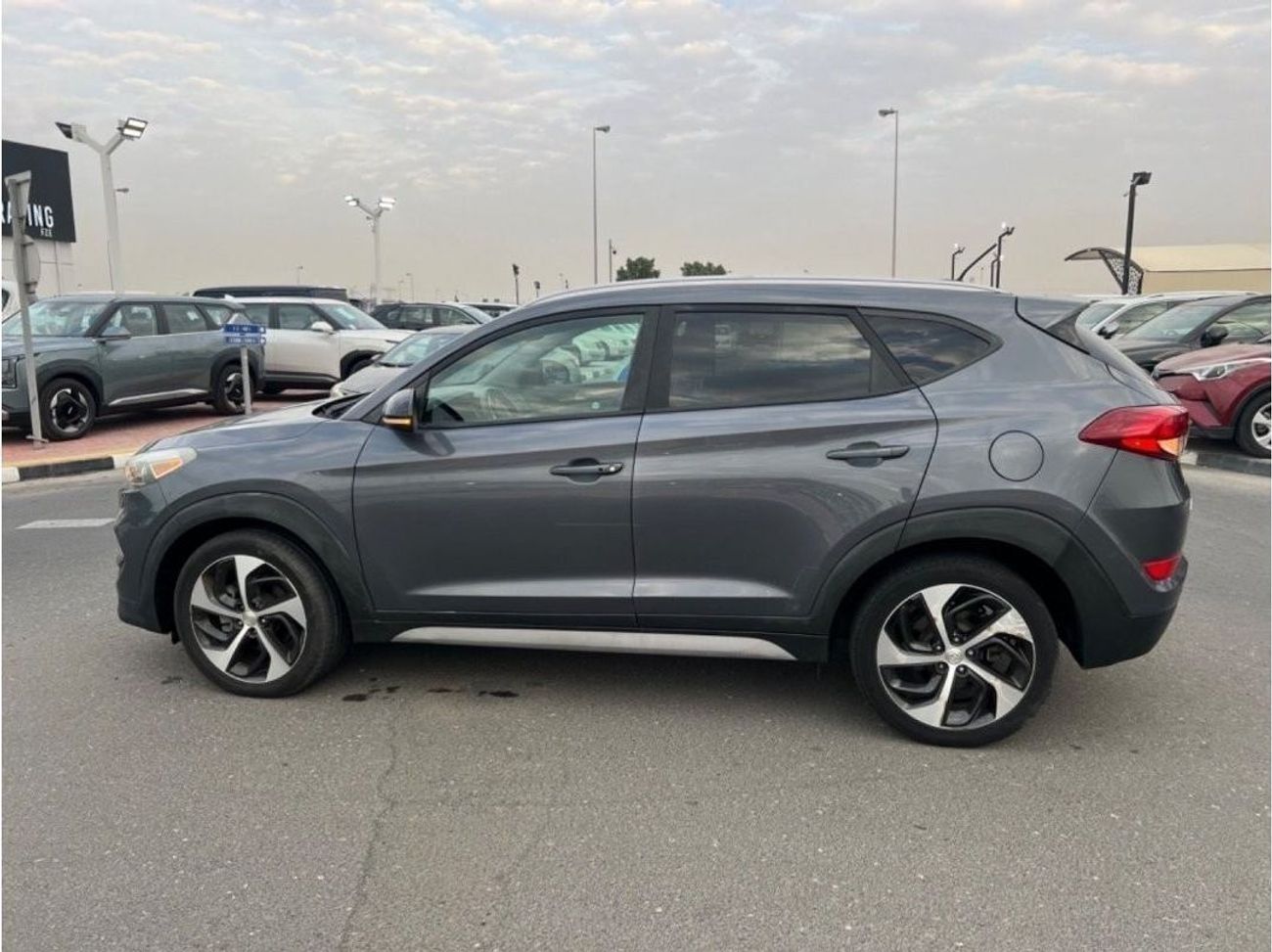 Hyundai Tucson GLS 1.6 TUCSON FULL OPTION PANORAMIC PUSH START 4X4