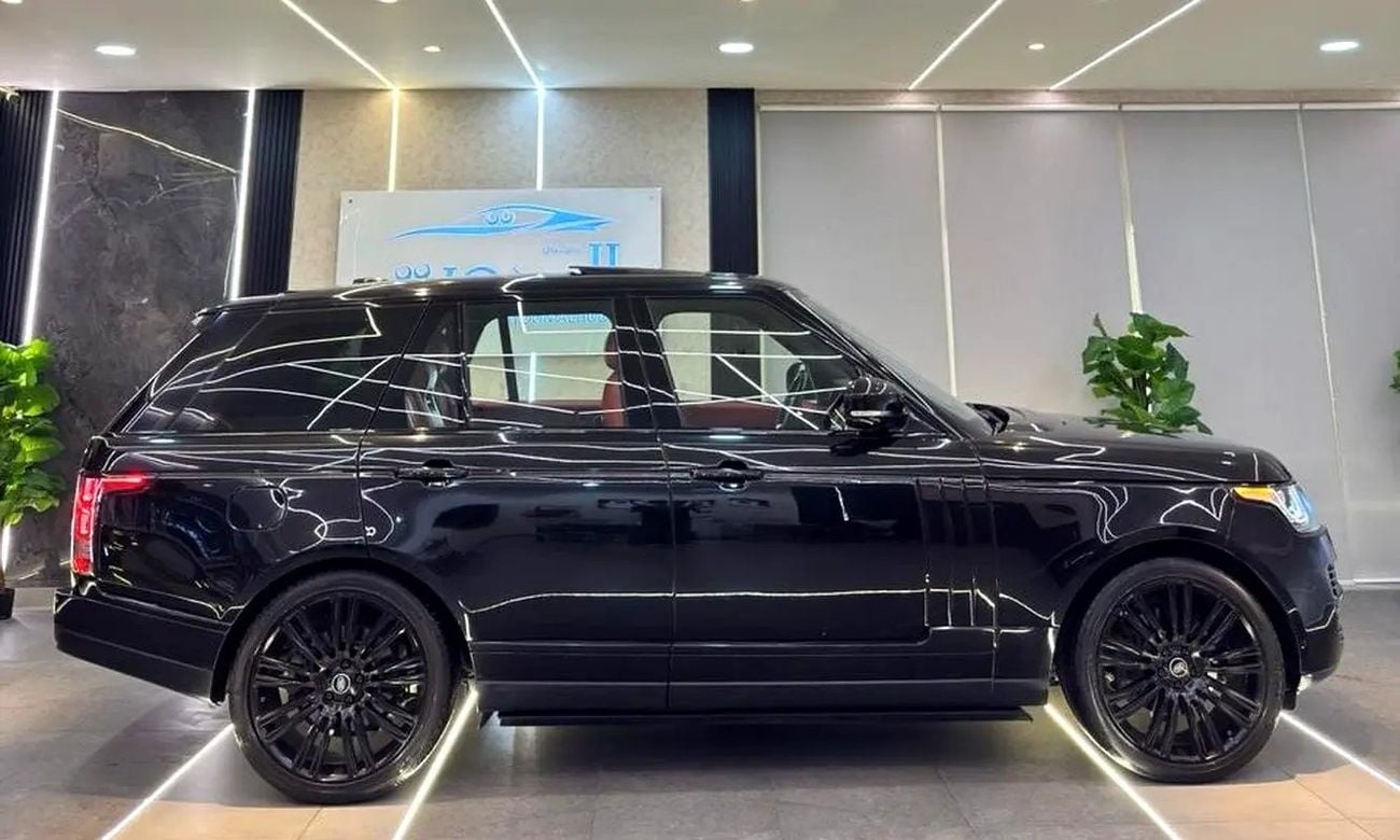 Land Rover Range Rover AUTOBIOGRAPHY SUPERCHARGED VOGUE V8 || GCC II FULLY LOADED || GIVEN WARRANTY || RED INTERIOR