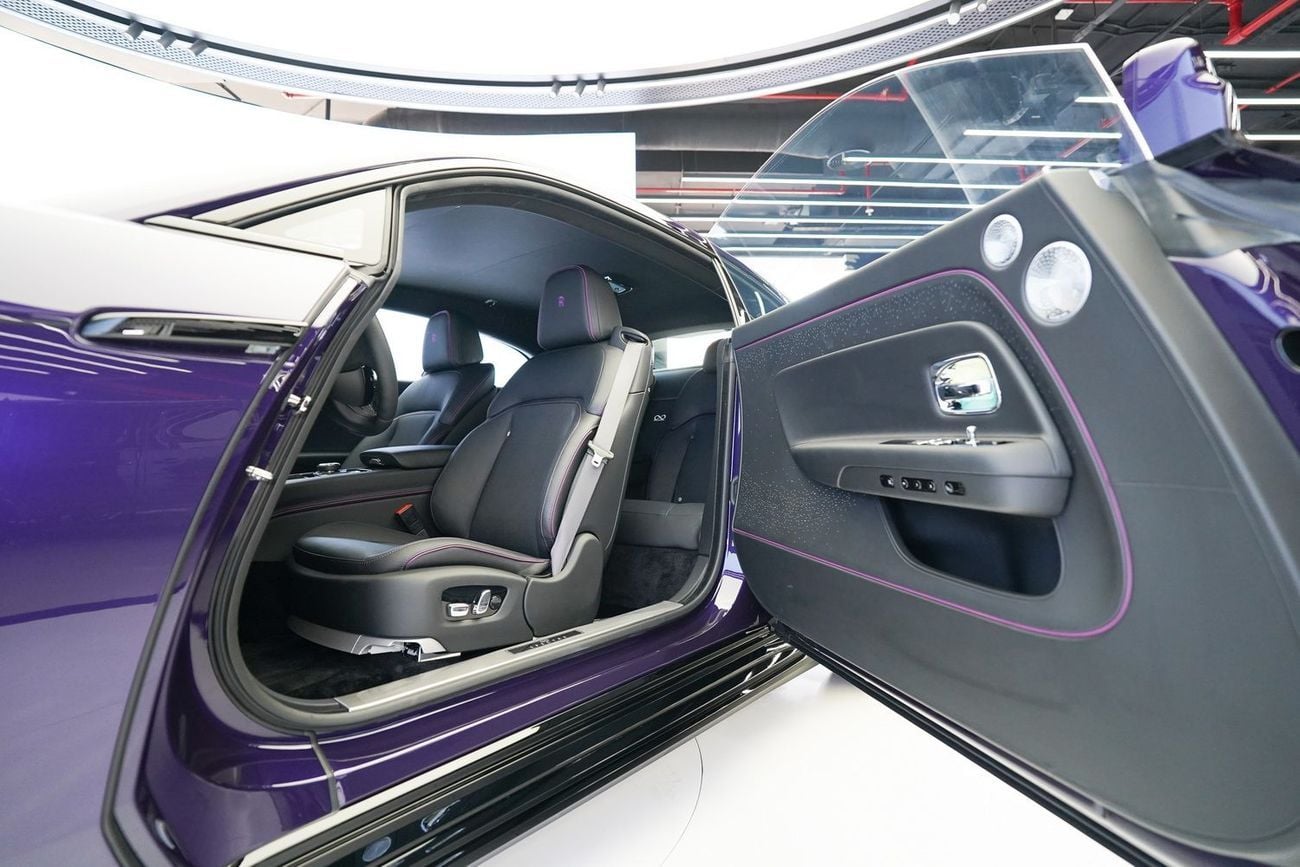 Rolls Royce Spectre BLACK BADGE