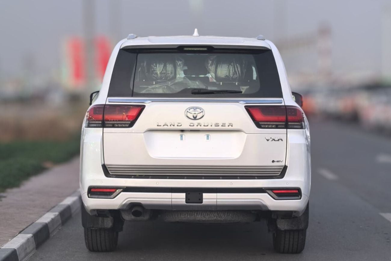 Toyota Land Cruiser TOYOTA LAND CRUISER VXR 3.5L HYBRID 4WD JBL SPEAKERS  2026