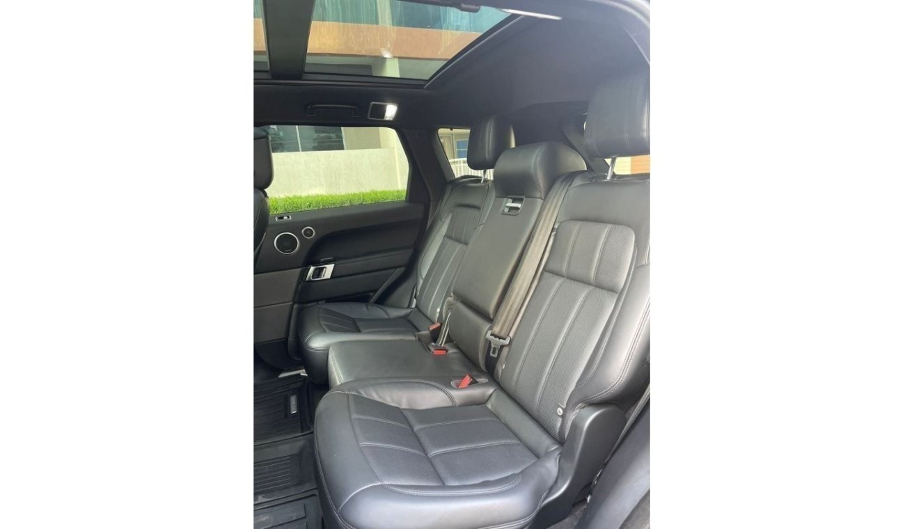 لاند روفر رانج روفر سبورت إتش أس إي 2020 Range Rover Sports HSE 3.0L V6 Full Option Very Well Cared