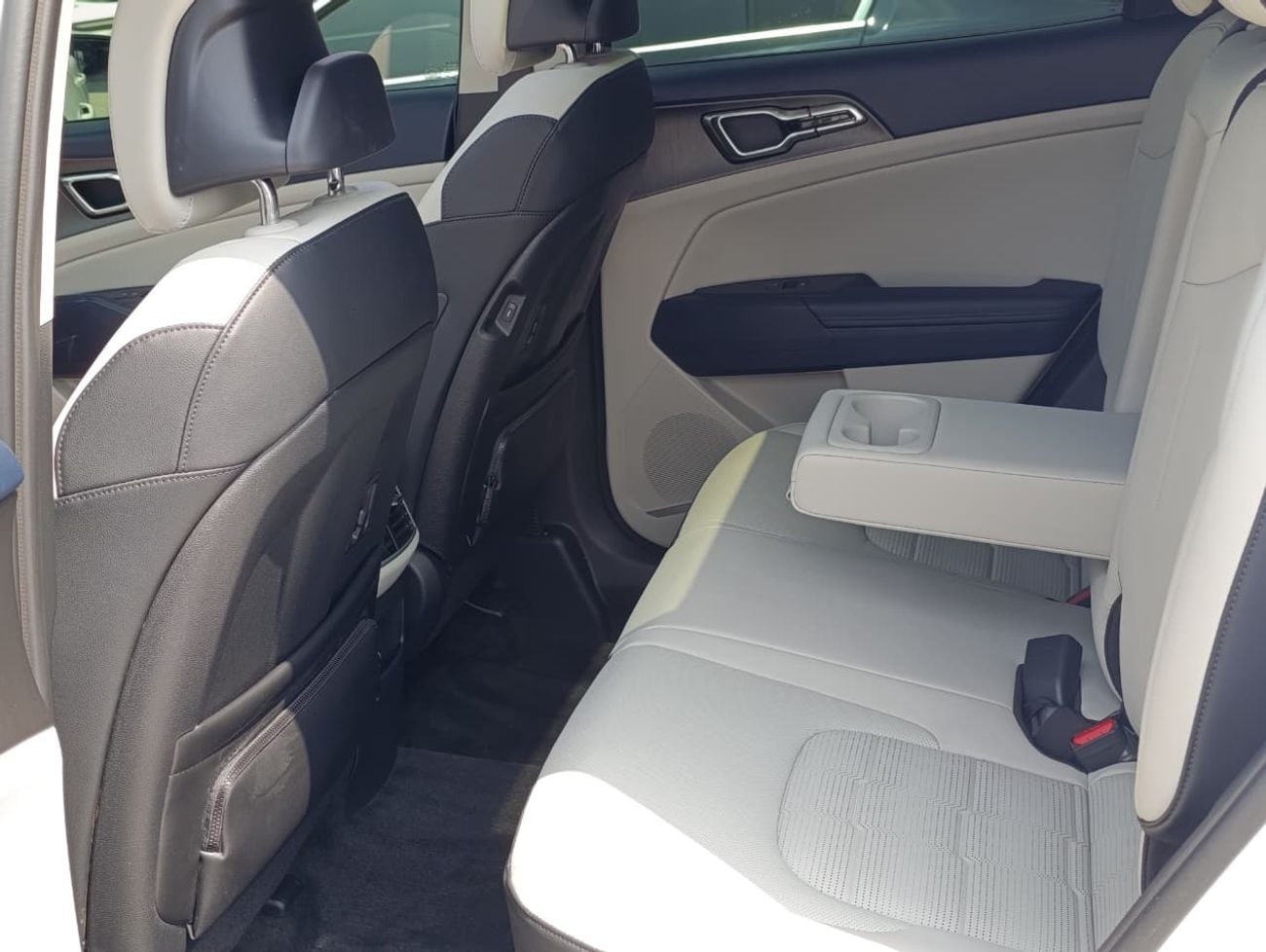 كيا سبورتيج EX 1.6L