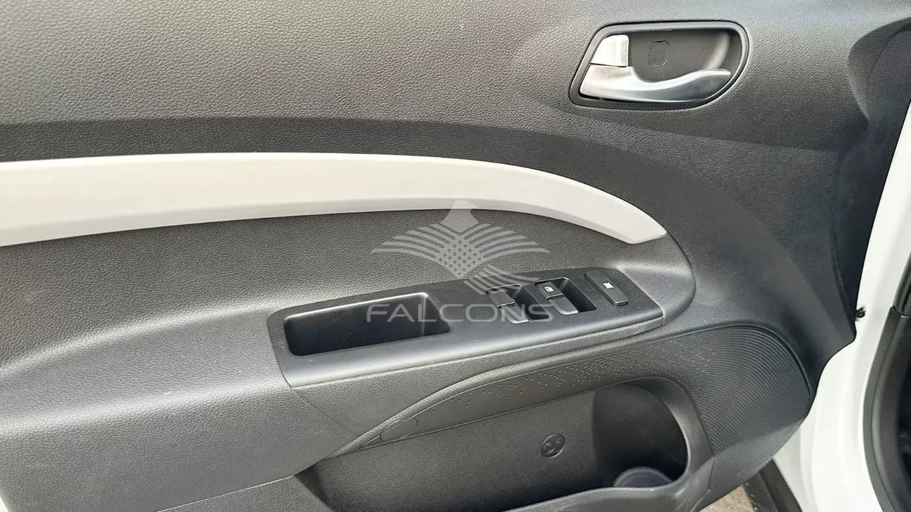 Kia KX1 Kia KX1 1.4L FUN VERSION SUNROOF AT