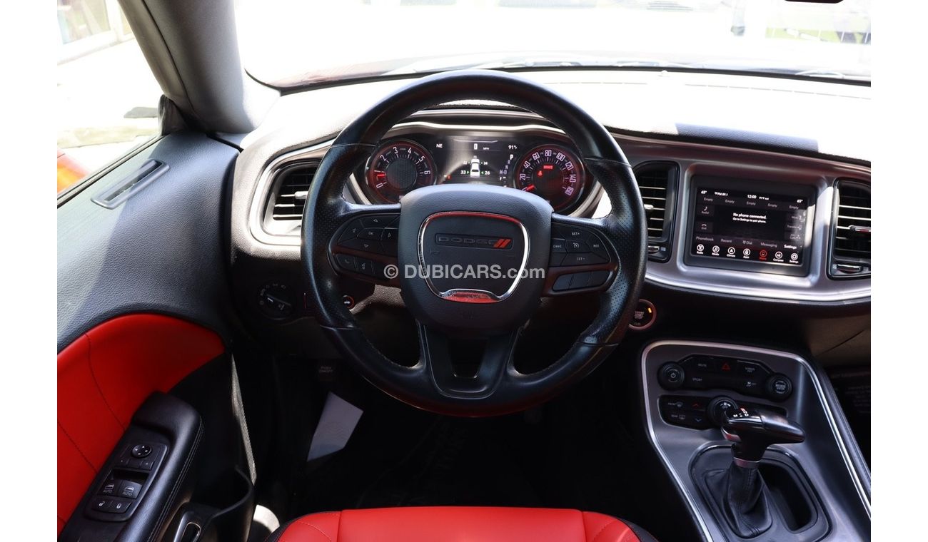 Dodge Challenger SXT Plus Dodge Challenge SXT /2020/USA/ V6