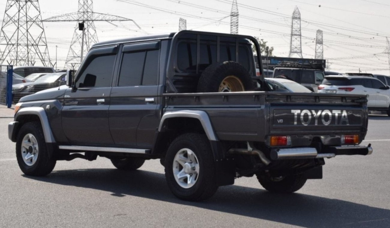 Toyota Land Cruiser Pick Up