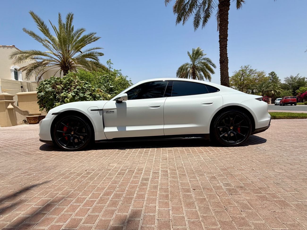 Porsche Taycan GTS