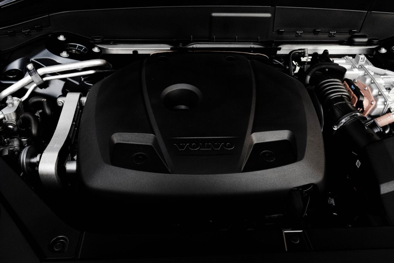 فولفو XC 90 T8 Inscription | 3,035 P.M  | 0% Downpayment | Volvo Warranty | Full Volvo History!