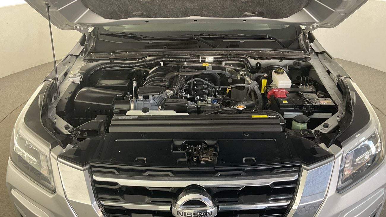 نيسان إكستيرا 2.5 4WD PLATINUM AUTO | شامل الضمان | 0 ﺪﻔﻋﺓ ﺃﻮﻟﻯ