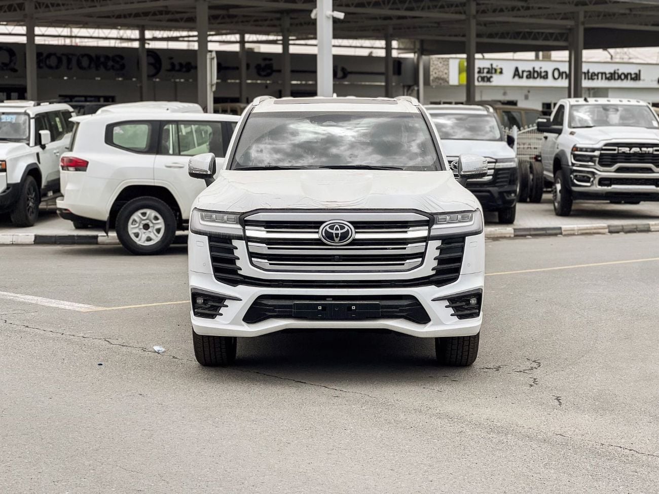 Toyota Land Cruiser EXPORT ONLY - Toyota LC300 3.5L VXR (OMANI Specification)