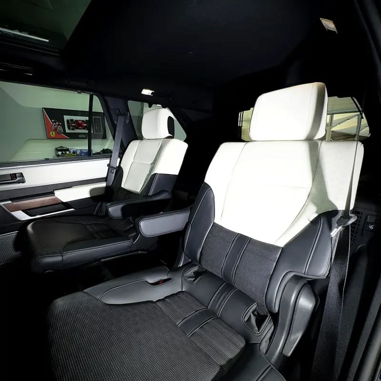 تويوتا سيكويا CAPSTONE HYBRID