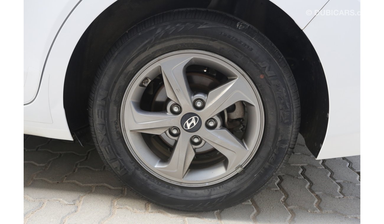 هيونداي افانتي 1.6cc Alloy Wheels, Leather Seat FOR EXPORT ONLY(31825)